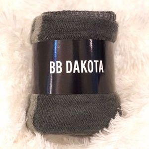 BB Dakota Poncho - NWT